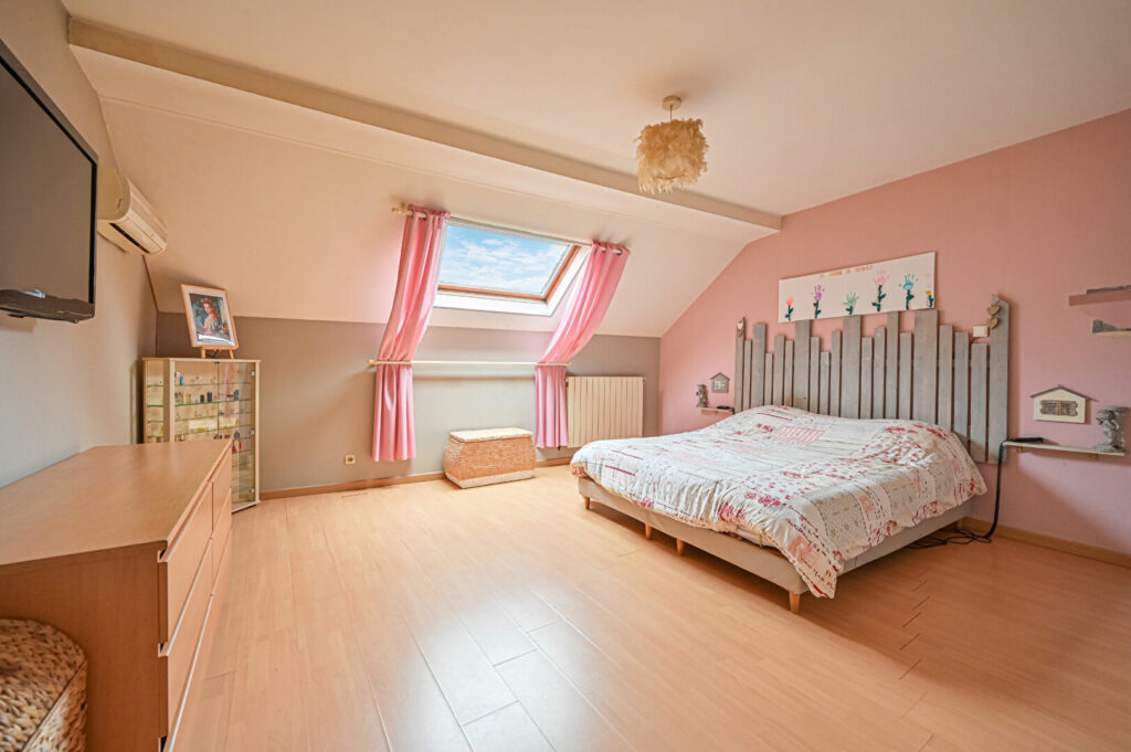 Maison Drancy 7 pièce(s) 189 m2 - Léon Immobilier