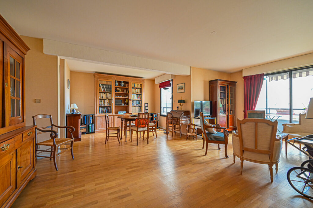 Appartement Chatillon 4 pièce(s) 100 m2 - Léon Immobilier