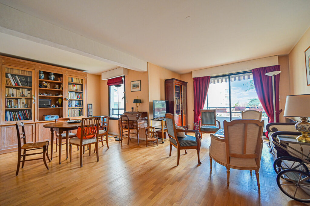 Appartement Chatillon 4 pièce(s) 100 m2 - Léon Immobilier