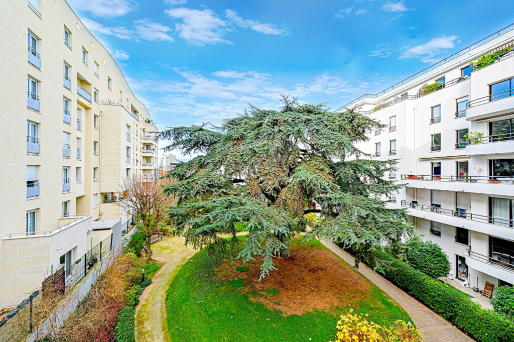 Appartement Chatillon 4 pièce(s) 100 m2 - Léon Immobilier