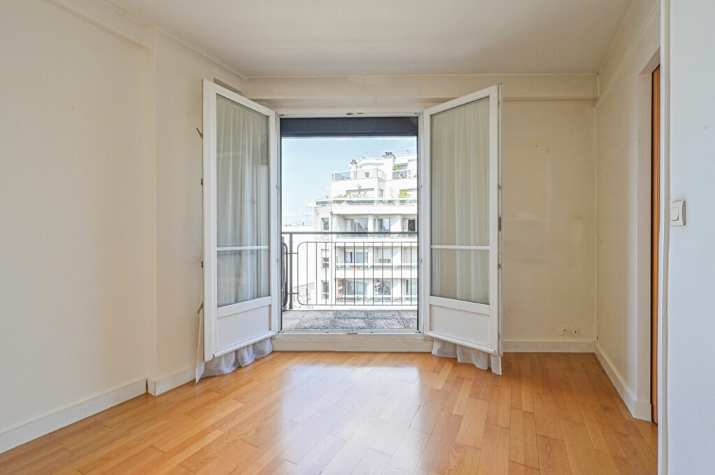 Appartement Paris 2 pièce(s) 37 m2 - Léon Immobilier