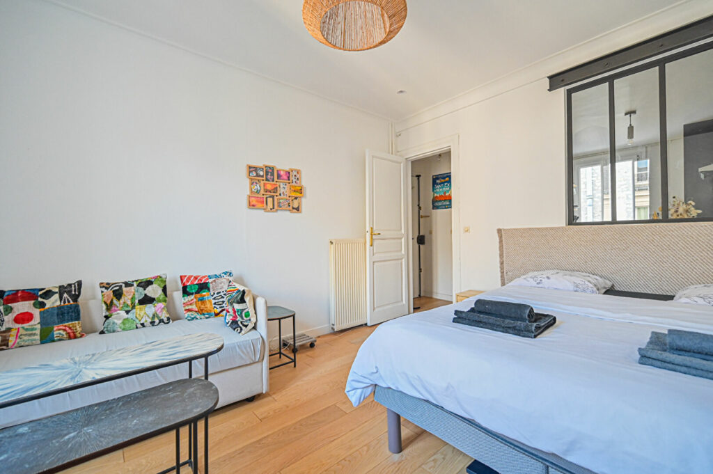 Appartement Paris 2 pièce(s) 28 m2 - Léon Immobilier