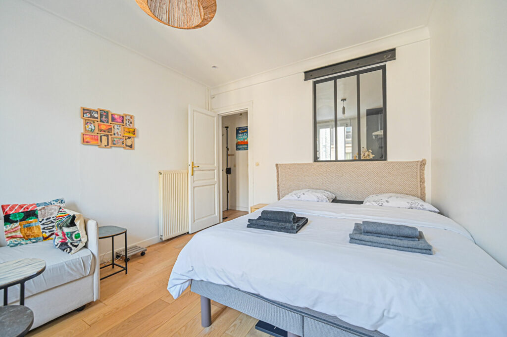 Appartement Paris 2 pièce(s) 28 m2 - Léon Immobilier