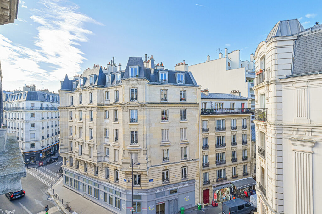Appartement Paris 2 pièce(s) 28 m2 - Léon Immobilier