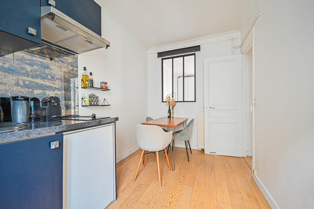 Appartement Paris 2 pièce(s) 28 m2 - Léon Immobilier