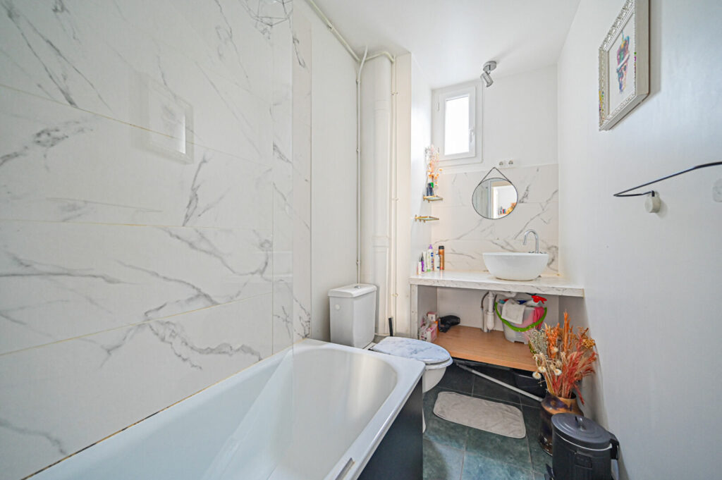 Appartement Paris 2 pièce(s) 28 m2 - Léon Immobilier