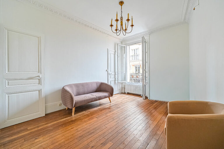 Appartement 3 pièces - PARIS 20