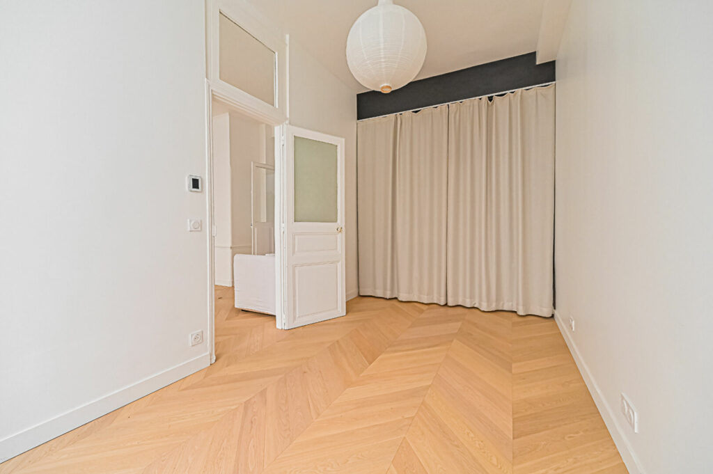 Appartement Paris 3 pièce(s) - Léon Immobilier