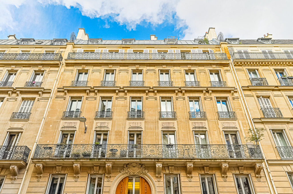 Appartement Paris 3 pièce(s) - Léon Immobilier
