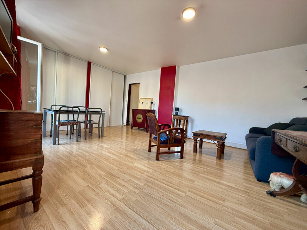 Appartement Paris 1 pièce(s) 35.62 m2 - Léon Immobilier