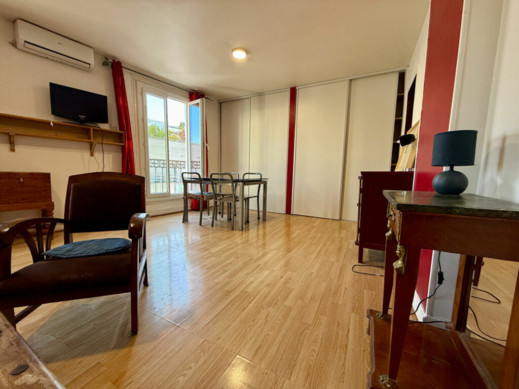 Appartement Paris 1 pièce(s) 35.62 m2 - Léon Immobilier