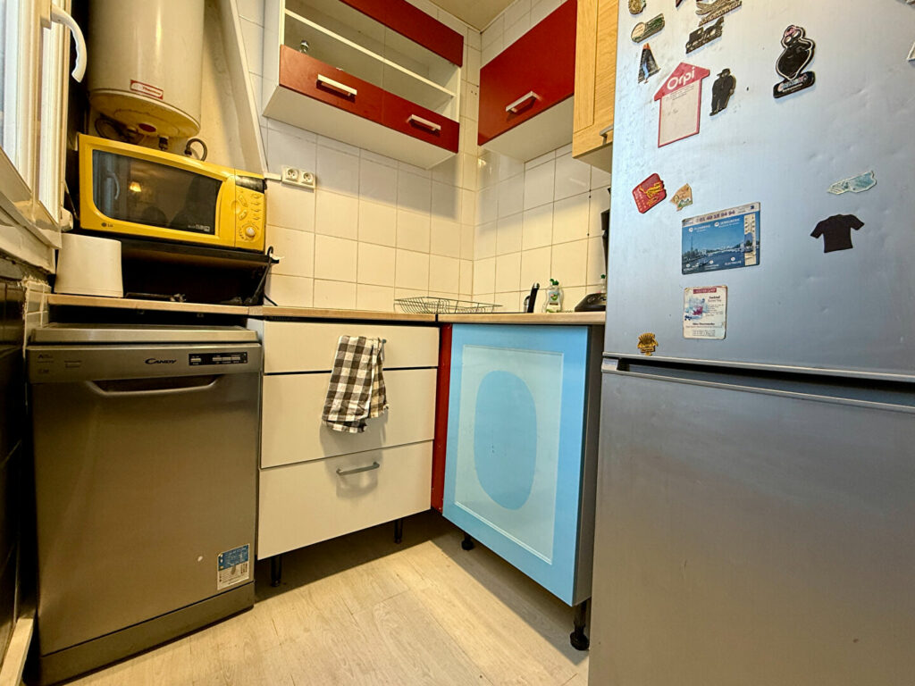 Appartement Paris 1 pièce(s) 35.62 m2 - Léon Immobilier