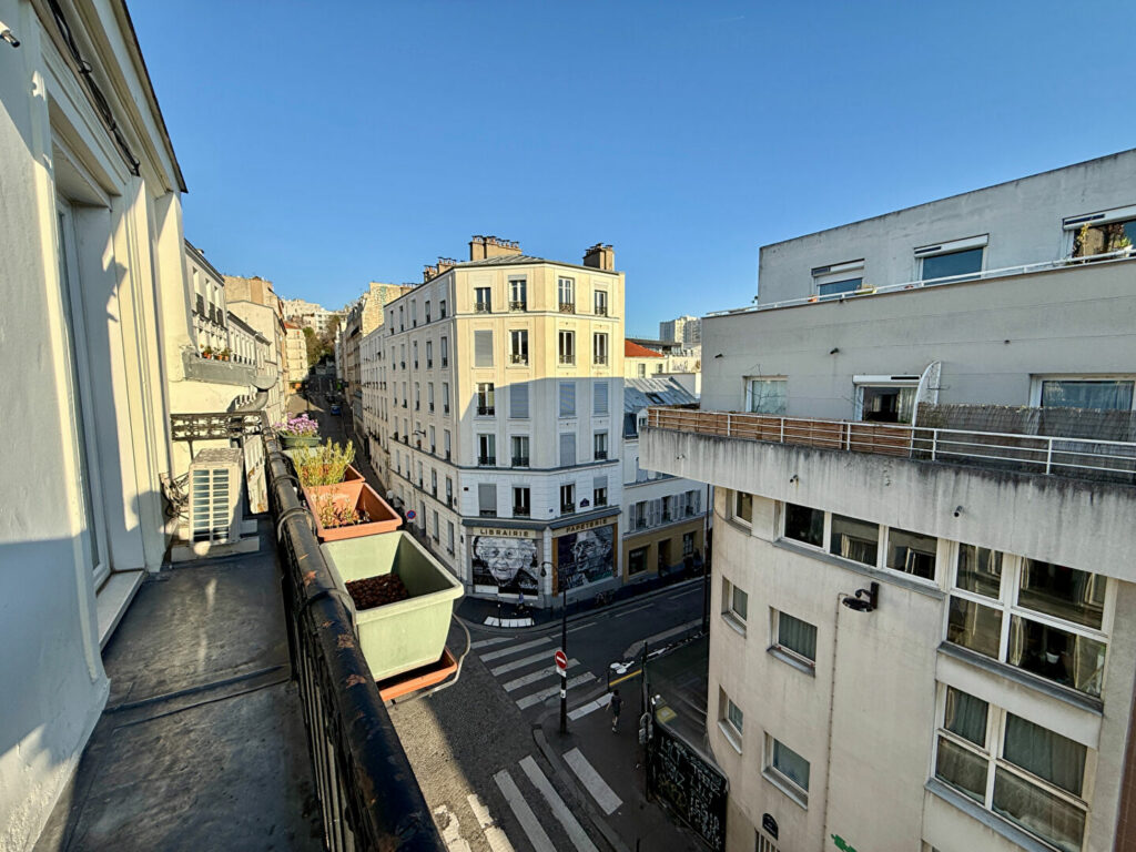 Appartement Paris 1 pièce(s) 35.62 m2 - Léon Immobilier