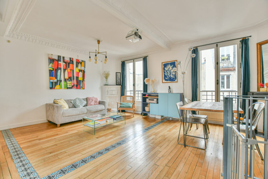 Appartement Paris – 3 pièce(s) – 74 m2 - Léon Immobilier