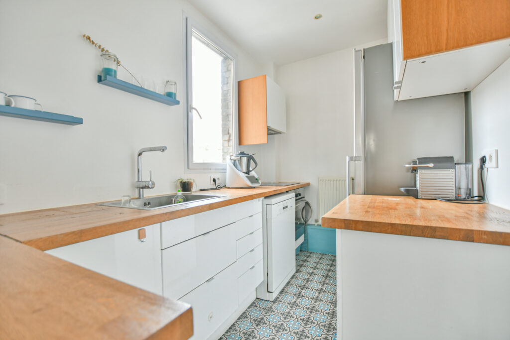 Appartement Paris – 3 pièce(s) – 74 m2 - Léon Immobilier