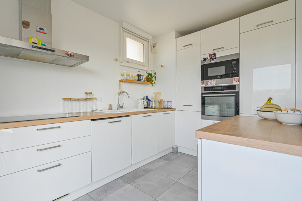 Appartement Paris – 4 pièce(s) – 99 m2 - Léon Immobilier