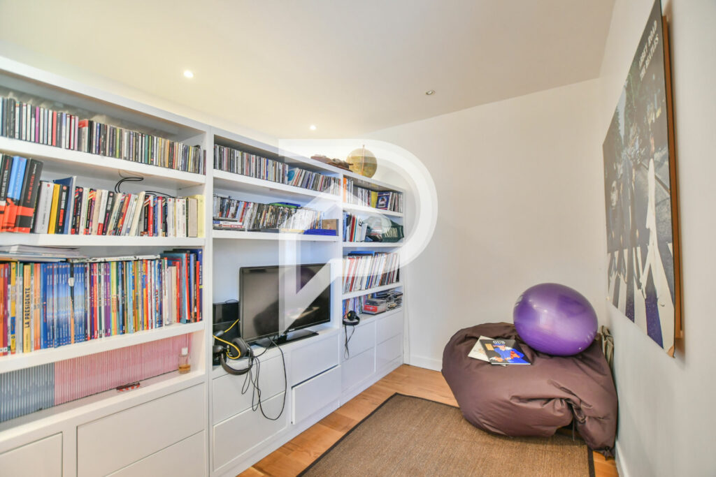 Maison de 130m2 avec terrasse - Léon Immobilier