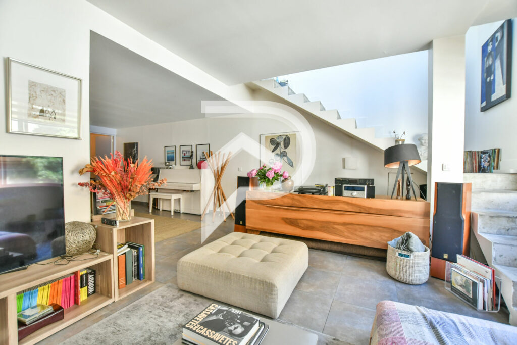 Maison de 130m2 avec terrasse - Léon Immobilier