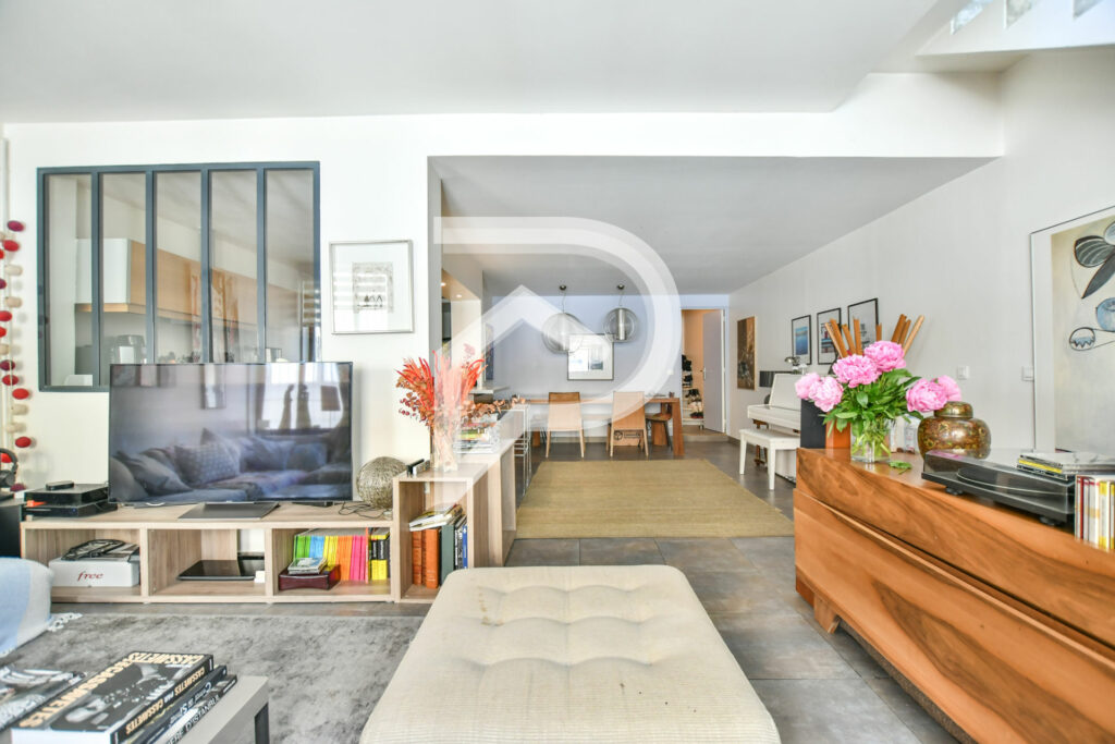 Maison de 130m2 avec terrasse - Léon Immobilier