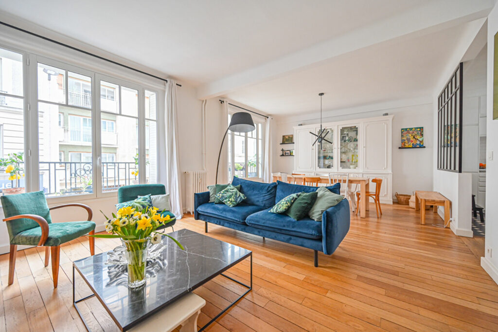 Appartement Paris 4 pièce(s) 96.52 m2 - Léon Immobilier