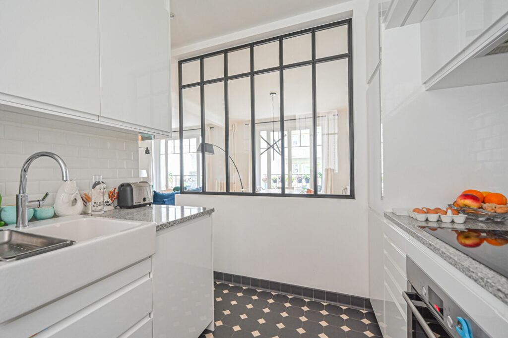 Appartement Paris 4 pièce(s) 96.52 m2 - photo 4
