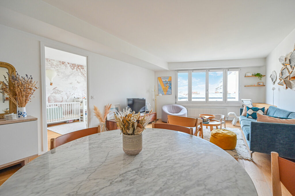 Appartement Paris 3 pièce(s) 71 m2 - Léon Immobilier