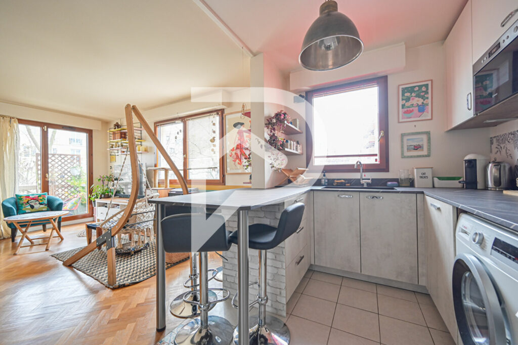 Appartement Paris 4 pièce(s) 100 m2 - Léon Immobilier