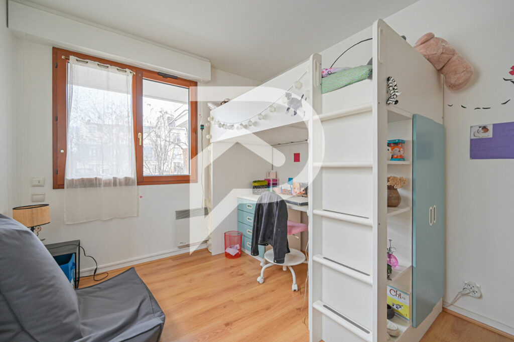 Appartement Paris 4 pièce(s) 100 m2 - Léon Immobilier