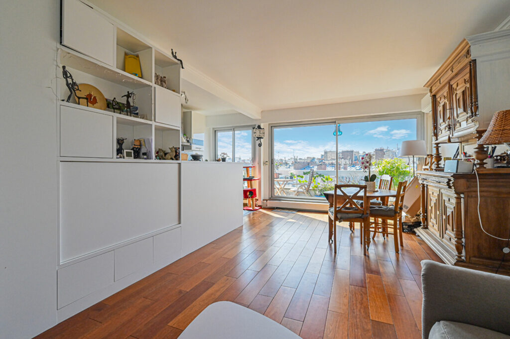 Appartement Paris 3 pièce(s) 73 m2 - Léon Immobilier