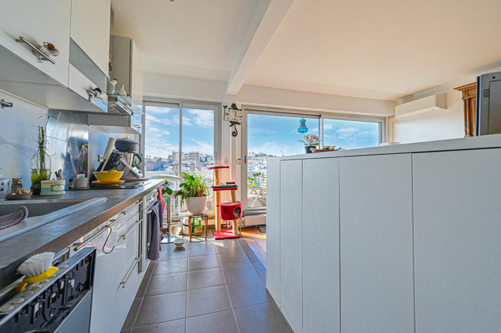 Appartement Paris 3 pièce(s) 73 m2 - Léon Immobilier
