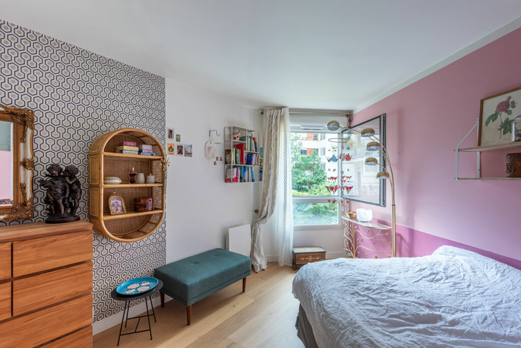 Appartement Paris 4 pièce(s) 85.52 m2 + 10m2 de balcon - Léon Immobilier