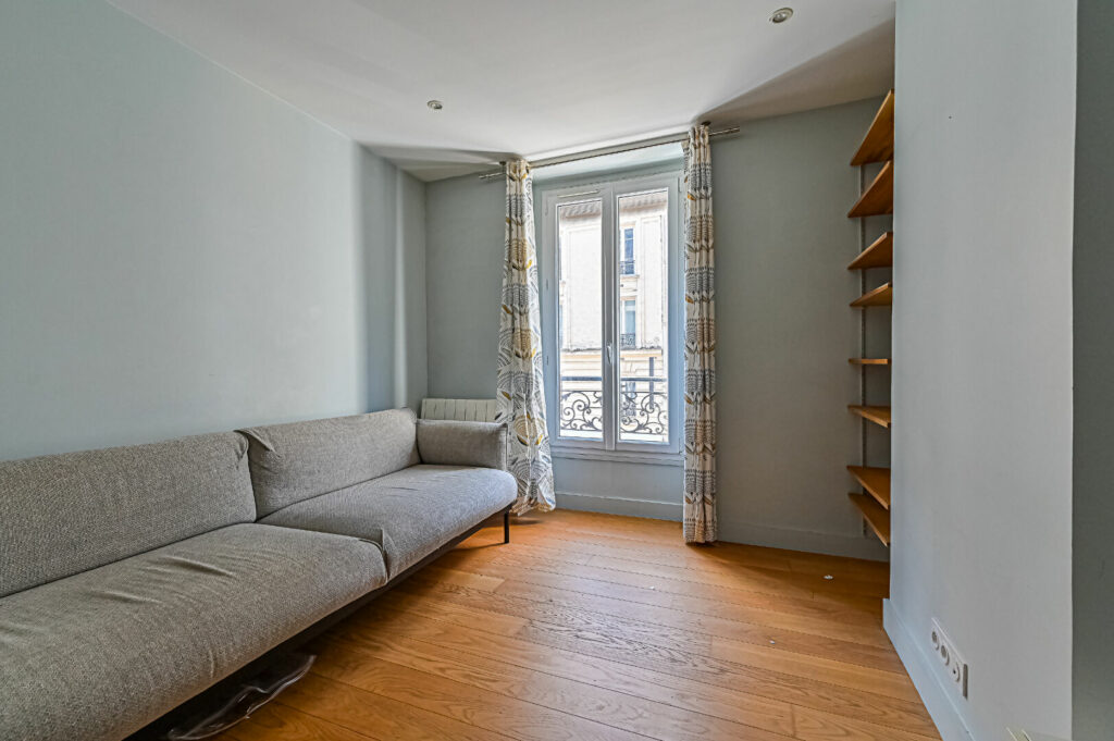 Appartement Paris 2 pièce(s) 31.62 m2 - Léon Immobilier