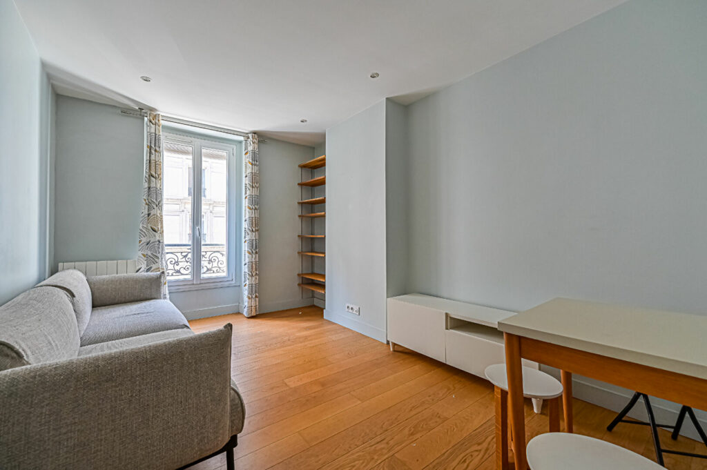 Appartement Paris 2 pièce(s) 31.62 m2 - Léon Immobilier