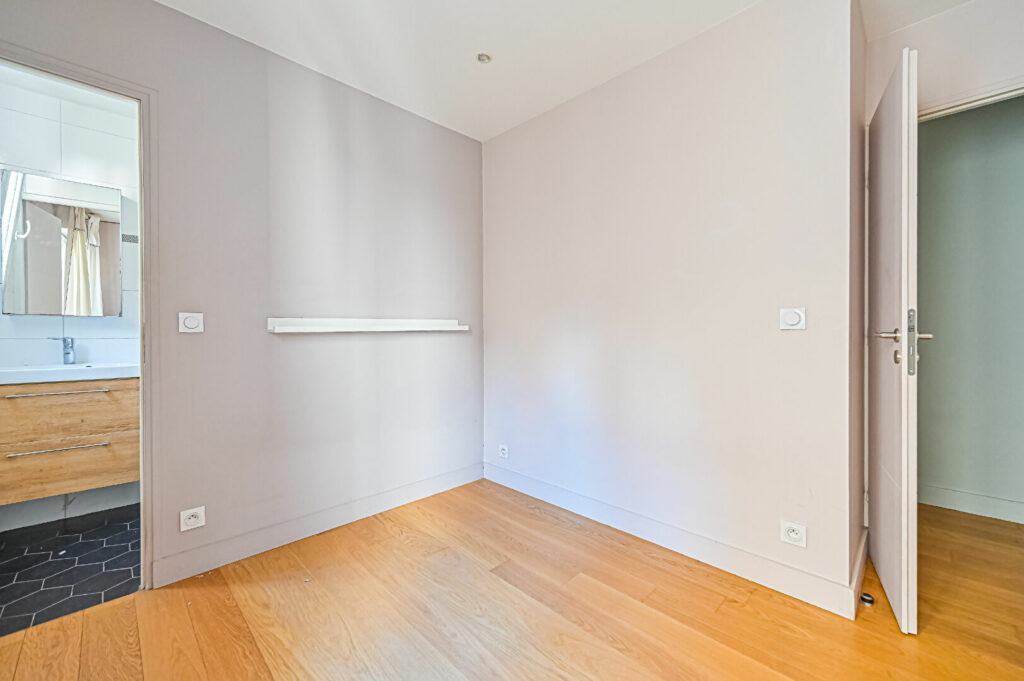 Appartement Paris 2 pièce(s) 31.62 m2 - Léon Immobilier