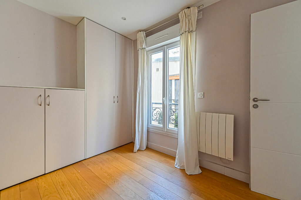 Appartement Paris 2 pièce(s) 31.62 m2 - Léon Immobilier