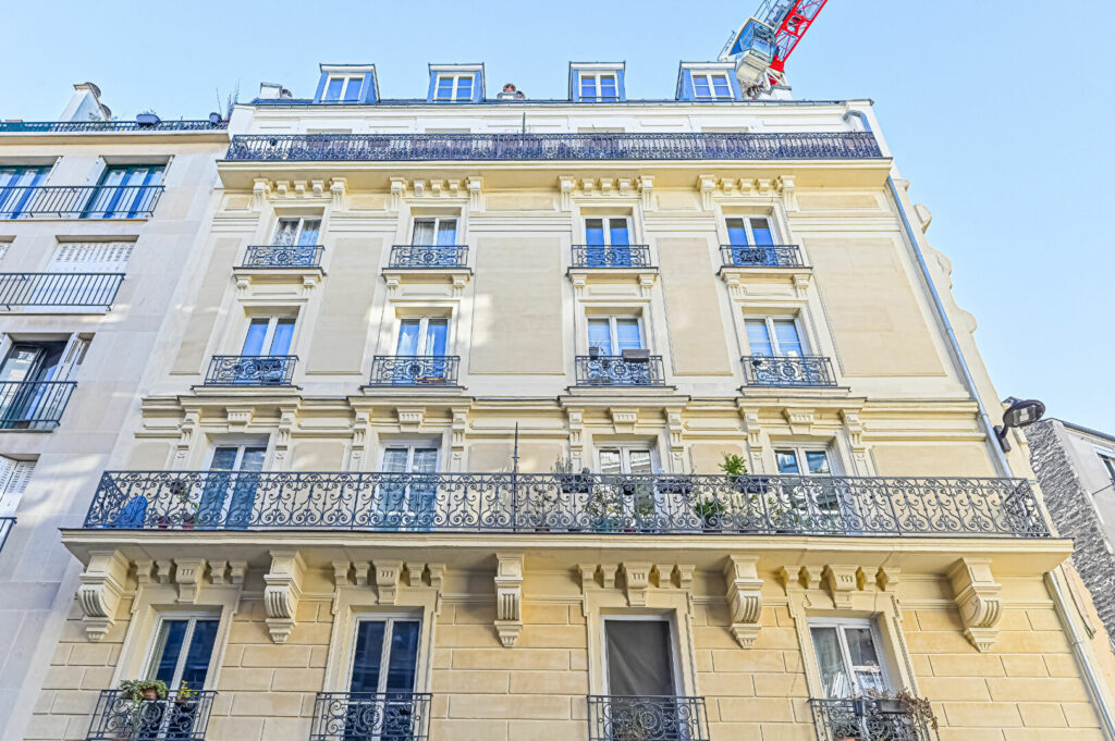 Appartement Paris 3 pièce(s) 51 m2 - Léon Immobilier