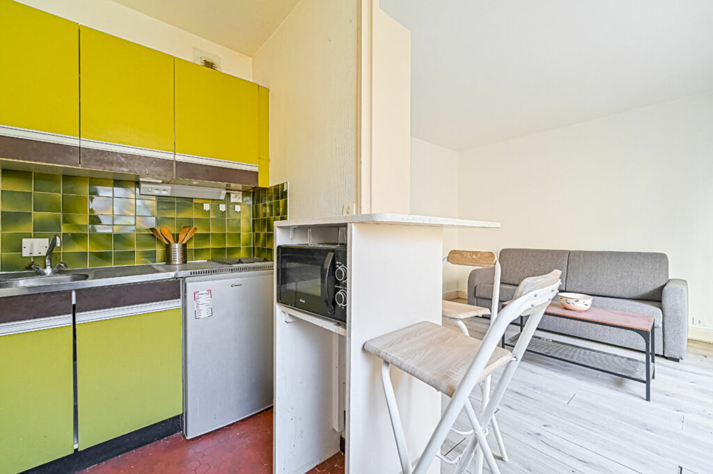 Appartement Paris 1 pièce(s) 21 m2 - Léon Immobilier