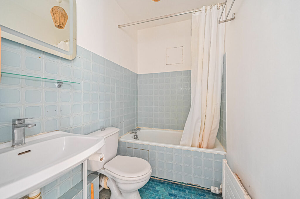 Appartement Paris 1 pièce(s) 21 m2 - Léon Immobilier