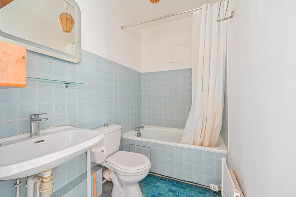 Appartement Paris 1 pièce(s) 21 m2 - Léon Immobilier