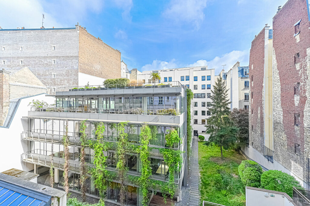 Appartement Paris 3 pièce(s) 45 m2 - Léon Immobilier