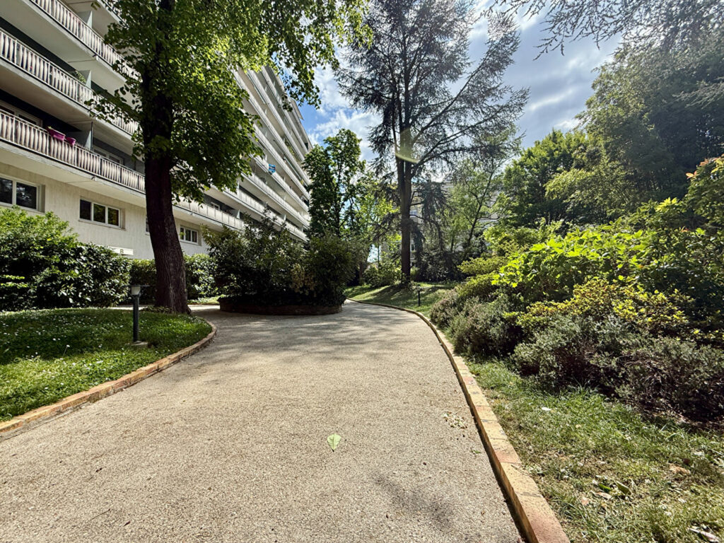 Appartement Chatillon 3 pièce(s) 68.31 m2 – Location vide - Léon Immobilier