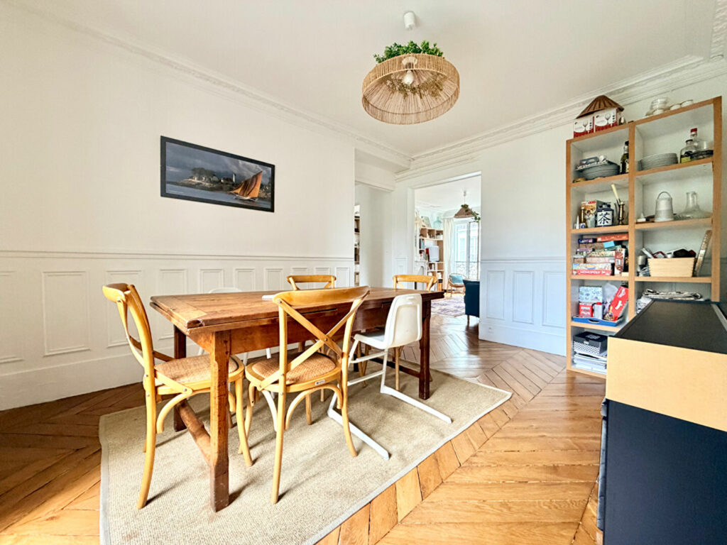 Appartement Paris 4 pièce(s) 79 m2 - Léon Immobilier