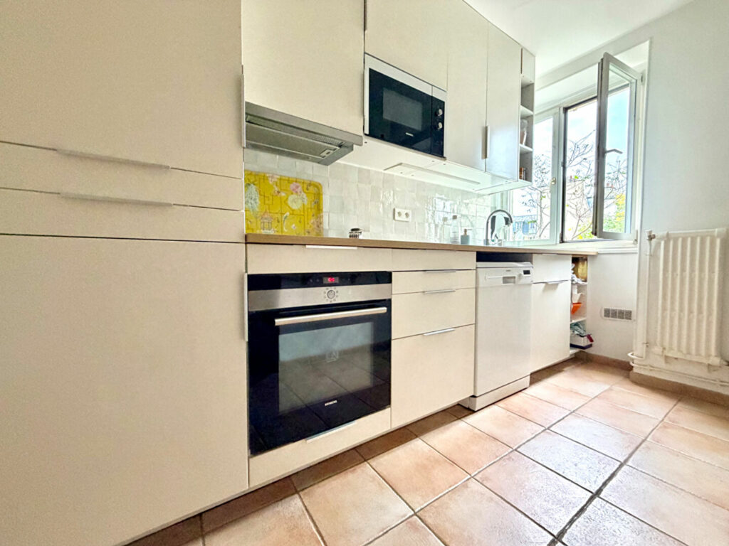 Appartement Paris 4 pièce(s) 79 m2 - Léon Immobilier