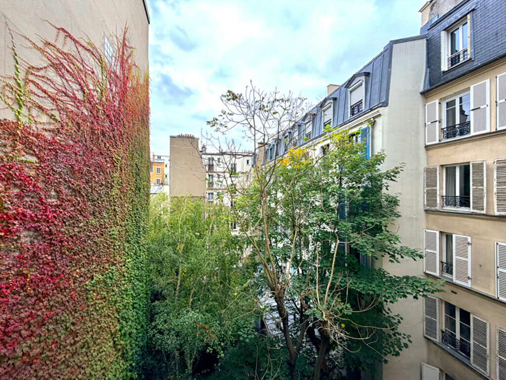 Appartement Paris 4 pièce(s) 79 m2 - Léon Immobilier