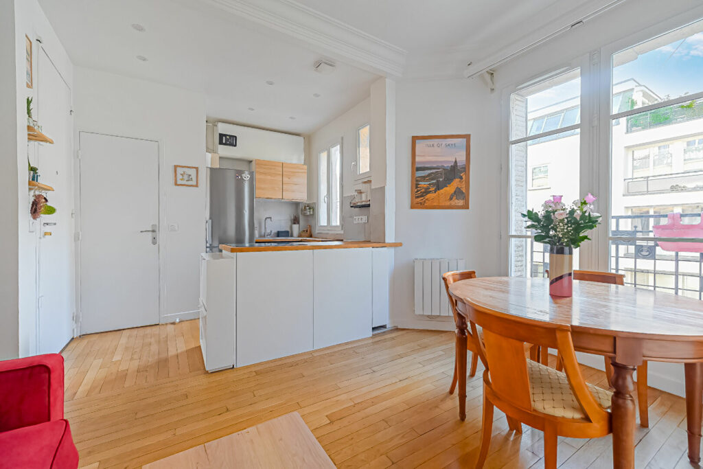Appartement 2 pièces 31 m² · à Paris · 31 m² · 380 000 €