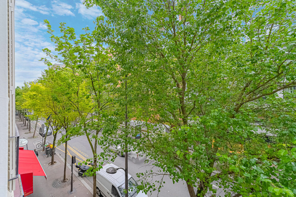 Appartement Paris 2 pièce(s) 32.31 m2 - Léon Immobilier