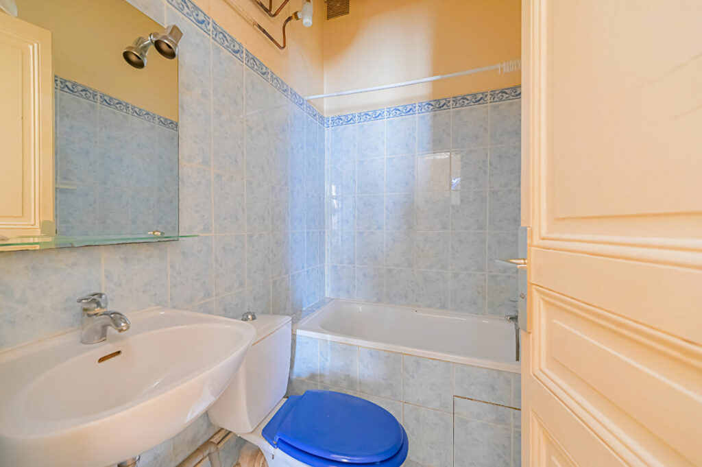 Appartement Paris 2 pièce(s) 32.31 m2 - Léon Immobilier