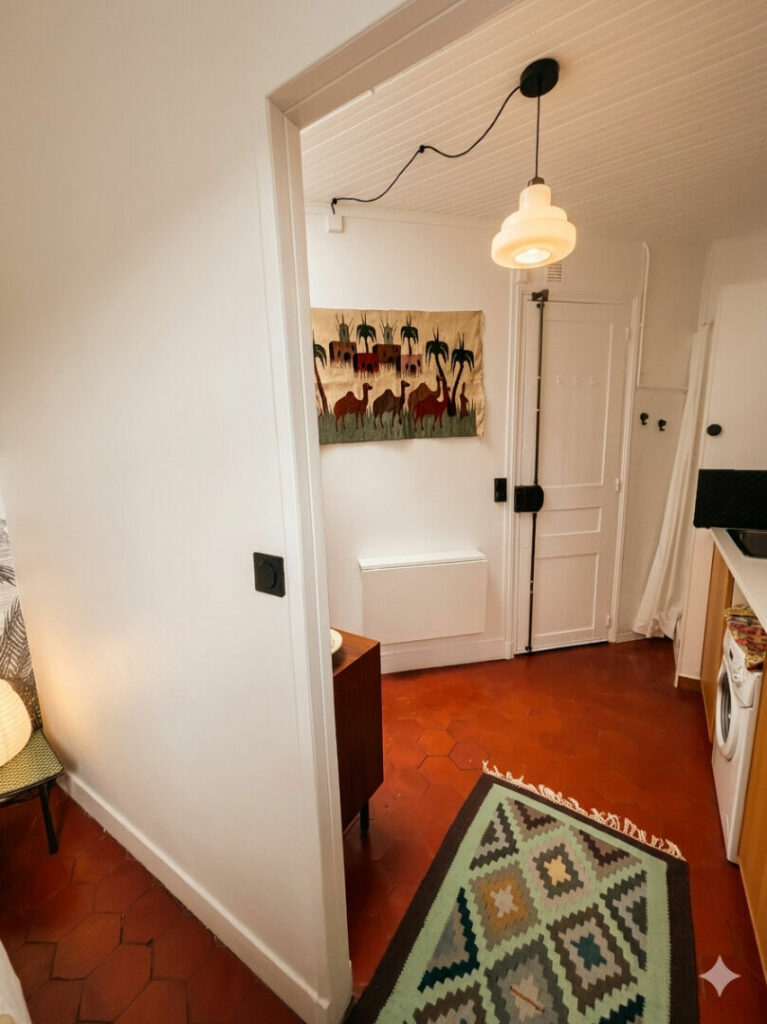 Appartement PARIS – Chambre de service - Léon Immobilier