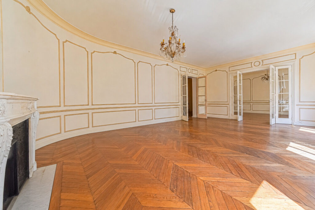 Appartement Paris 6 pièce(s) 192 m2 - Léon Immobilier