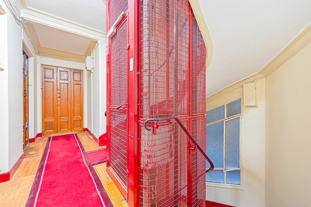 Appartement Paris 2 pièce(s) - Léon Immobilier